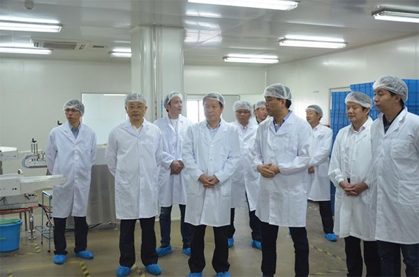 撫州市市委副書記、市長(zhǎng)張鴻星一行到公司考察
