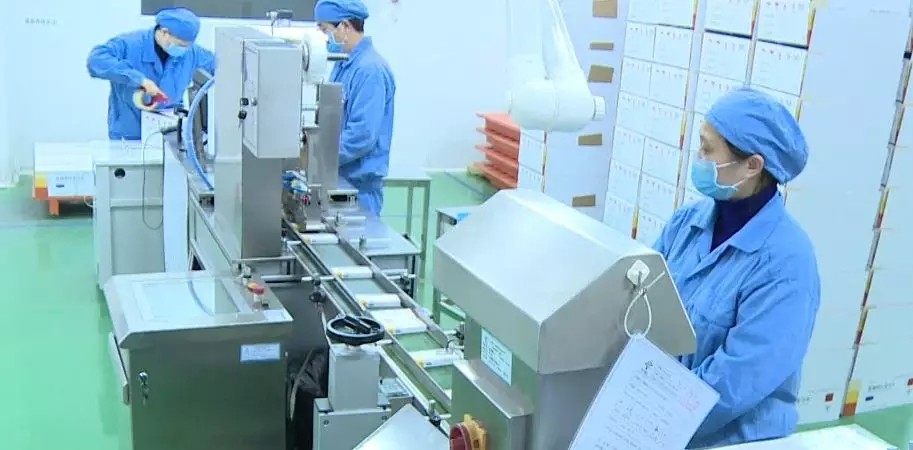 引力播 | 一線工人全部到位 吳中醫(yī)藥開足馬力生產(chǎn)...